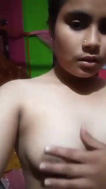 Bengali girl boobs show on cam for lover