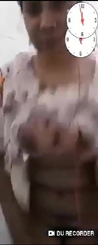 bhabhi boob press and nude desi video call