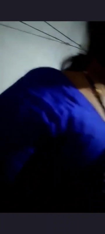 Dehati MILF changing saree and boob show MMS