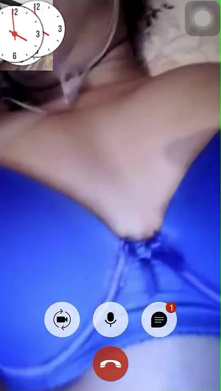 Bengali girl video call showing big boobs