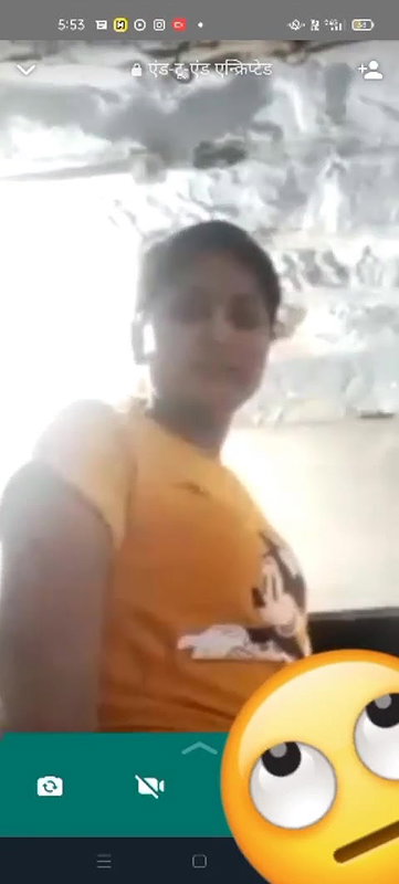 GF showing boobs on WhatsApp Bengali sex chat