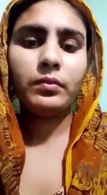 Bangla naked unmarried girl topless selfie