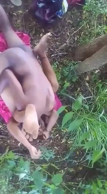 GF fucked in jungle viral xxx Indian outdoor