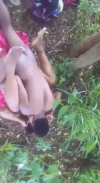 GF fucked in jungle viral xxx Indian outdoor