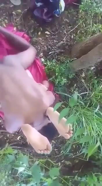 GF fucked in jungle viral xxx Indian outdoor