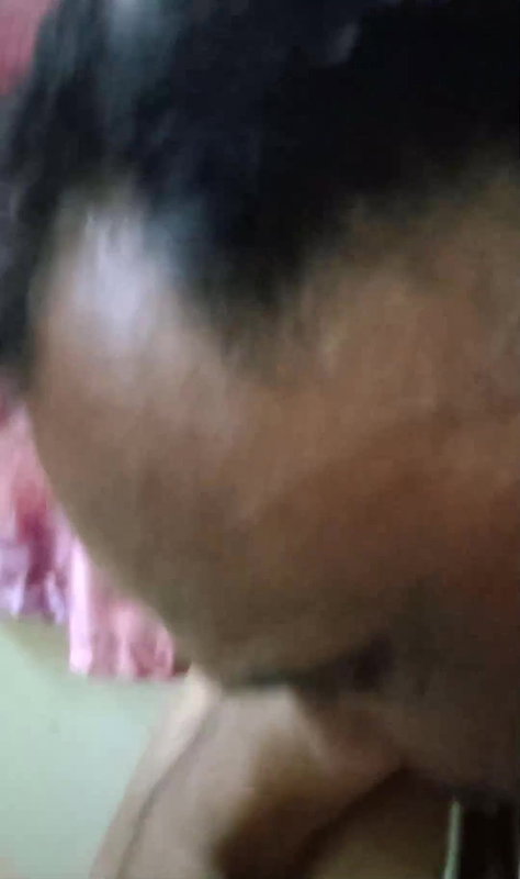 Assamese desi mature sex aunty dildoing pussy