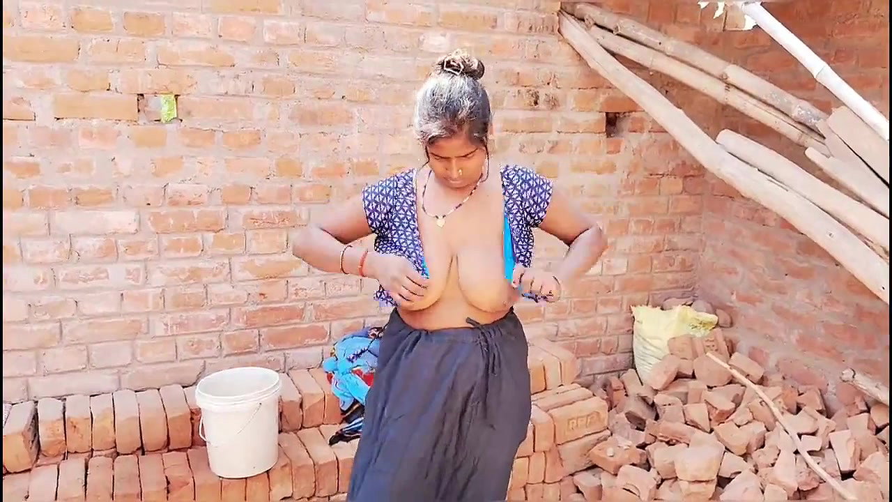 big boobs wife dress change viral nude fingering
