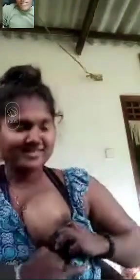 Tamil girl teasing big boobs viral show on call