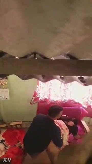 Desi mature aunty caught in hidden sex cam