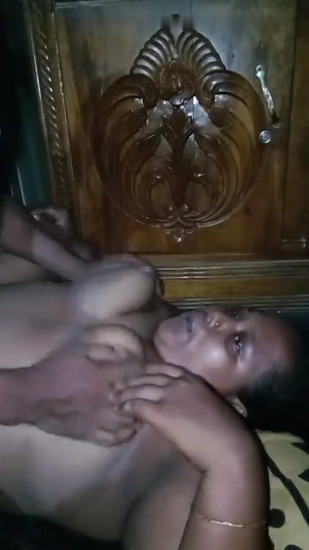unsatisfied village aunty sex with young boy