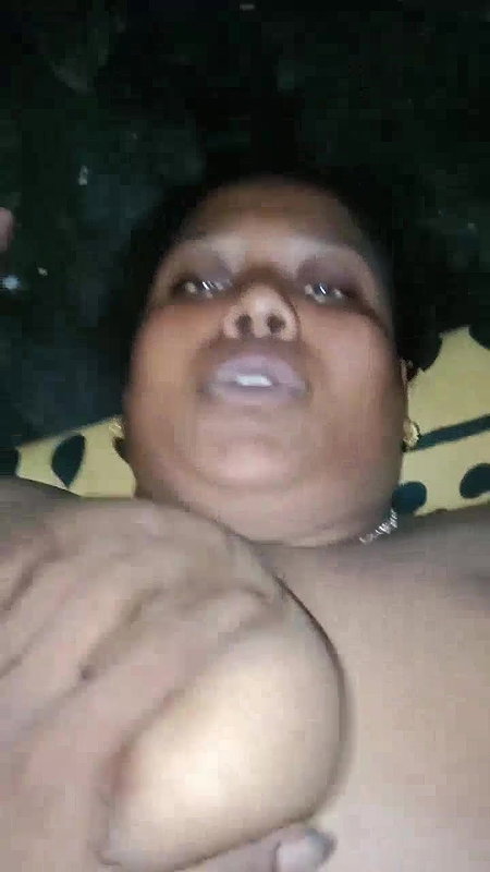 mature bhabhi big boobs pressing and pussy fuck