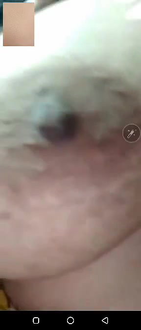 Pakistani MILF viral nude pics and video call
