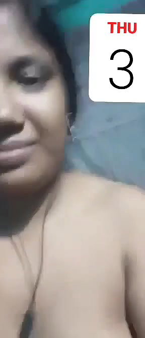 Bengali Boudi Showing Lover On VideoCall