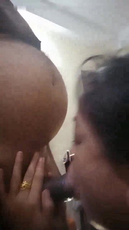 Desi mature sex randi blowjob to her client