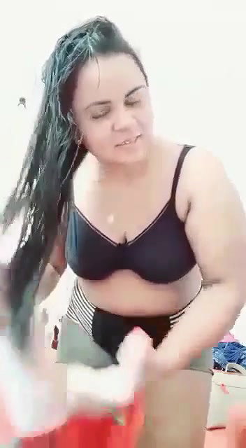 Indian fsiblog busty girl nude selfie exposed