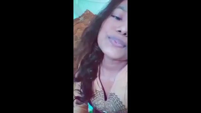 Famous Pompom Girl Showing HerBoobs BanglaTalk