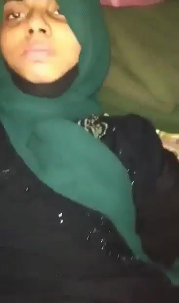 Bangla hijabi girl pussy fucking viral sex video