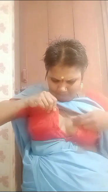 Telugu desi wife sex arousing nude viral show