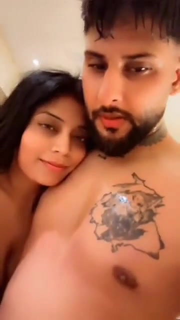 Punjabi sexy bhabhi enjoying