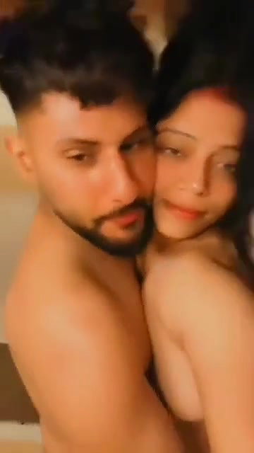 Punjabi sexy bhabhi enjoying