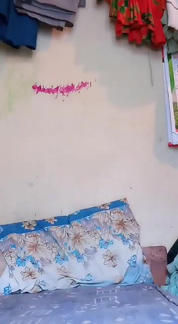 hairy pussy Indian girl fingering naked on cam