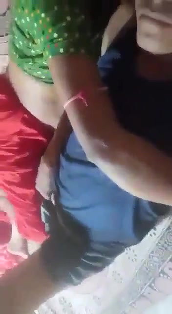 Indore village desi couple sex at home viral MMS