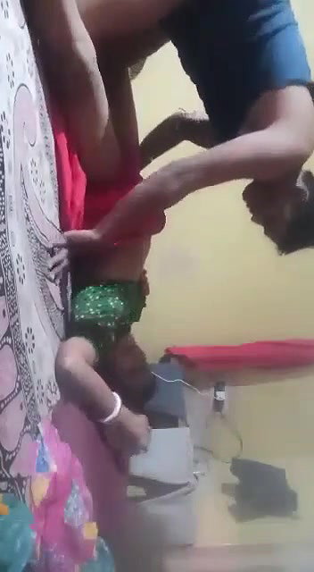Indore village desi couple sex at home viral MMS