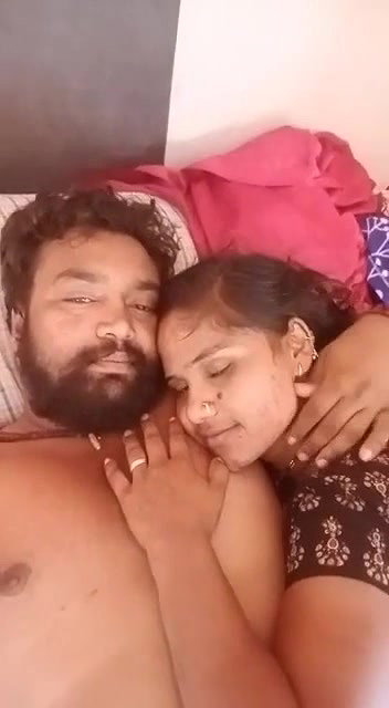 Desi wife xxx romance with hubby viral video
