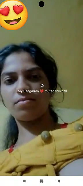 Andhra Pradesh Telugu girl boob show viral MMS