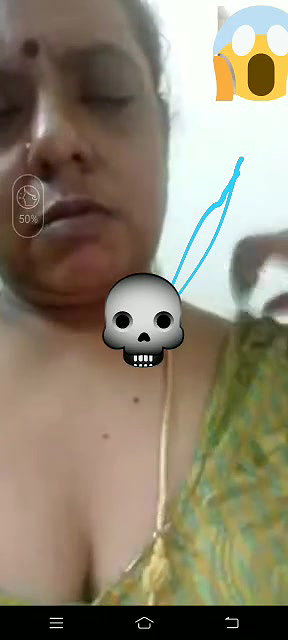Desi mature sex aunty teasing nude video call