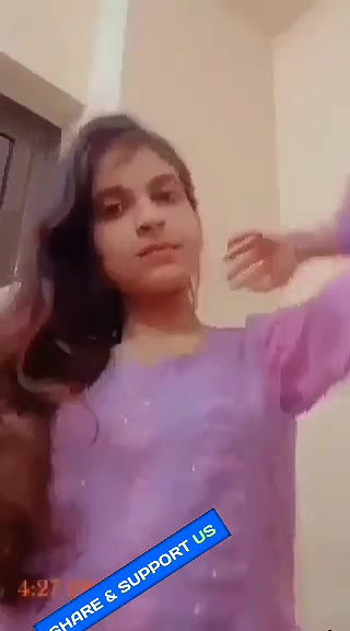 Udaipur cute girl boob show selfie viral video