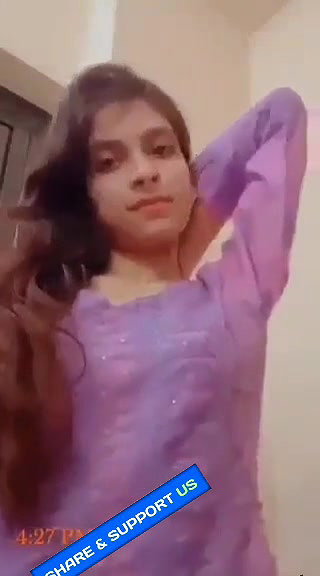 Udaipur cute girl boob show selfie viral video