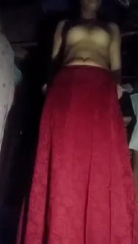 slim girl sitting without dress desi nude video