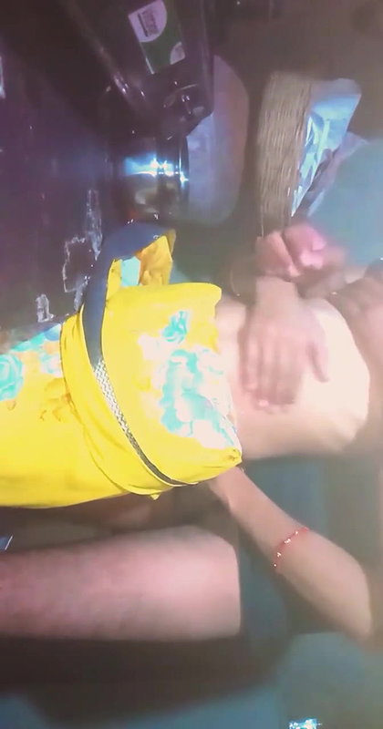hot ass village bhabhi sex in standing style