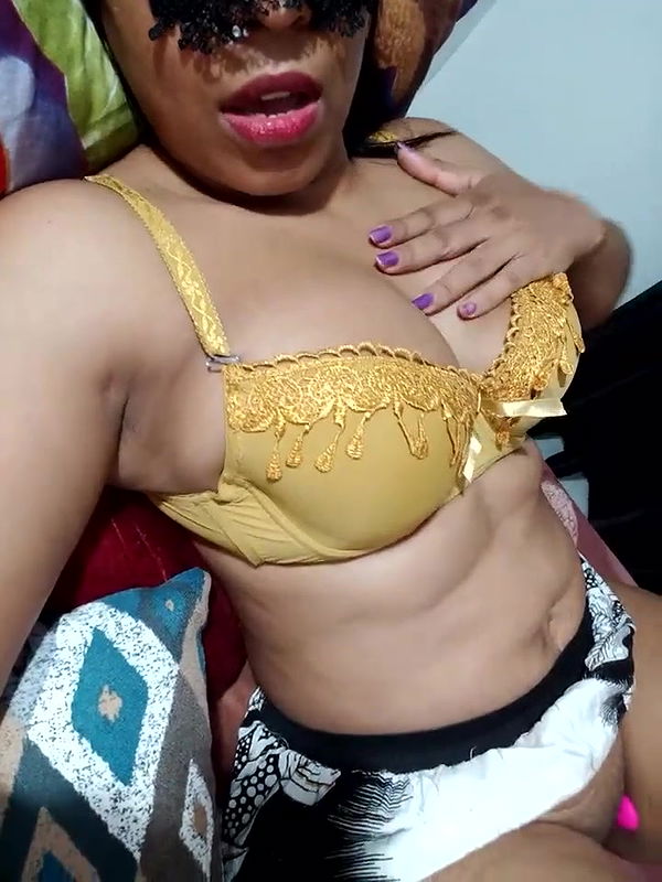 sahansa Showing Boobs & Pussy and Fingering on StripChat Live