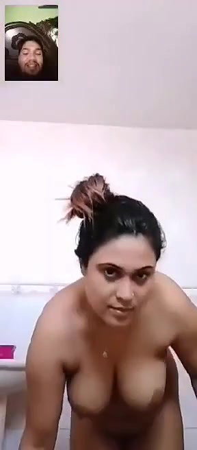 Bengali girl video call sex chat viral nude bath