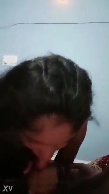 Pune slim college girl blowjob and viral mms sex