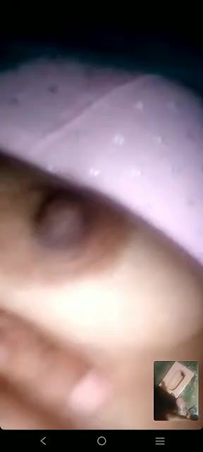 Mumbai GF boobs show and pussy to lover