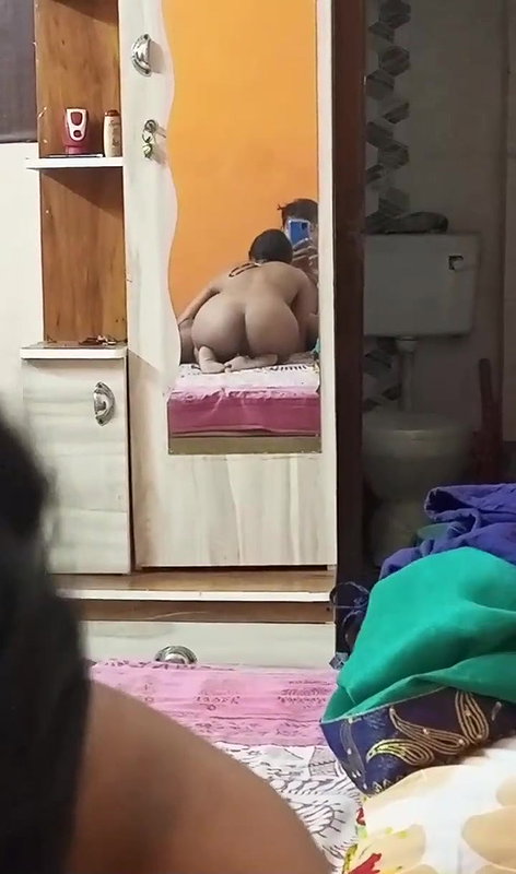 round ass desi wife sex video with viral blowjob