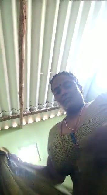 Tamil aunty sex tease big boobs viral show