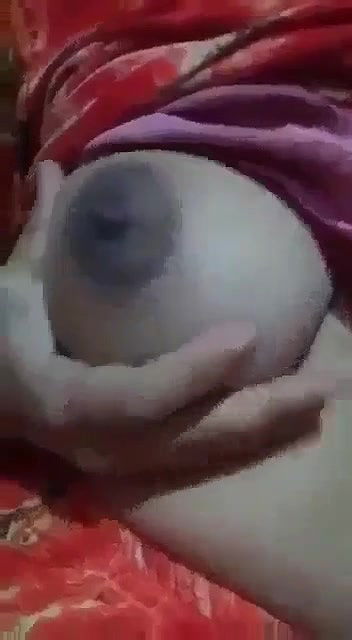 Bangla Gf Showing Bigboobs