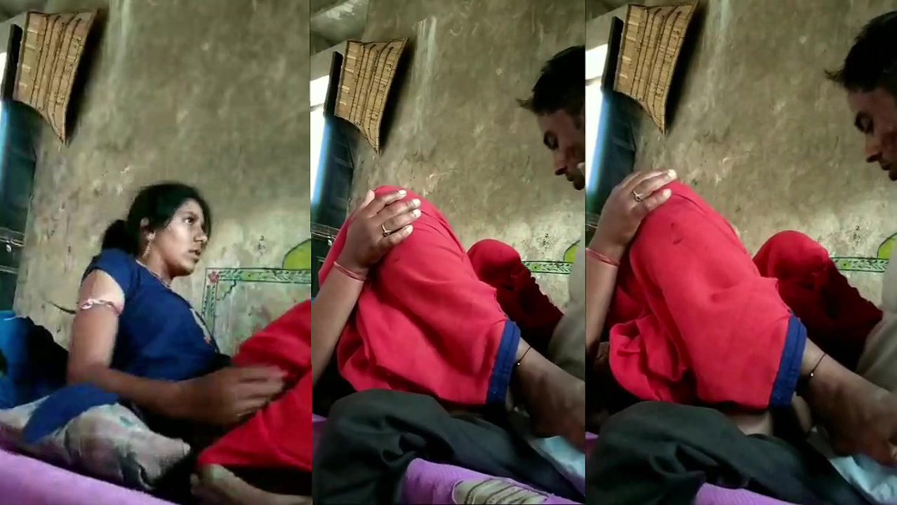 Physically challenged village guy fucking his beautiful wife