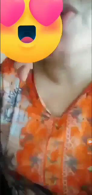 Beautiful Paki Girl showing Boobs And Ass