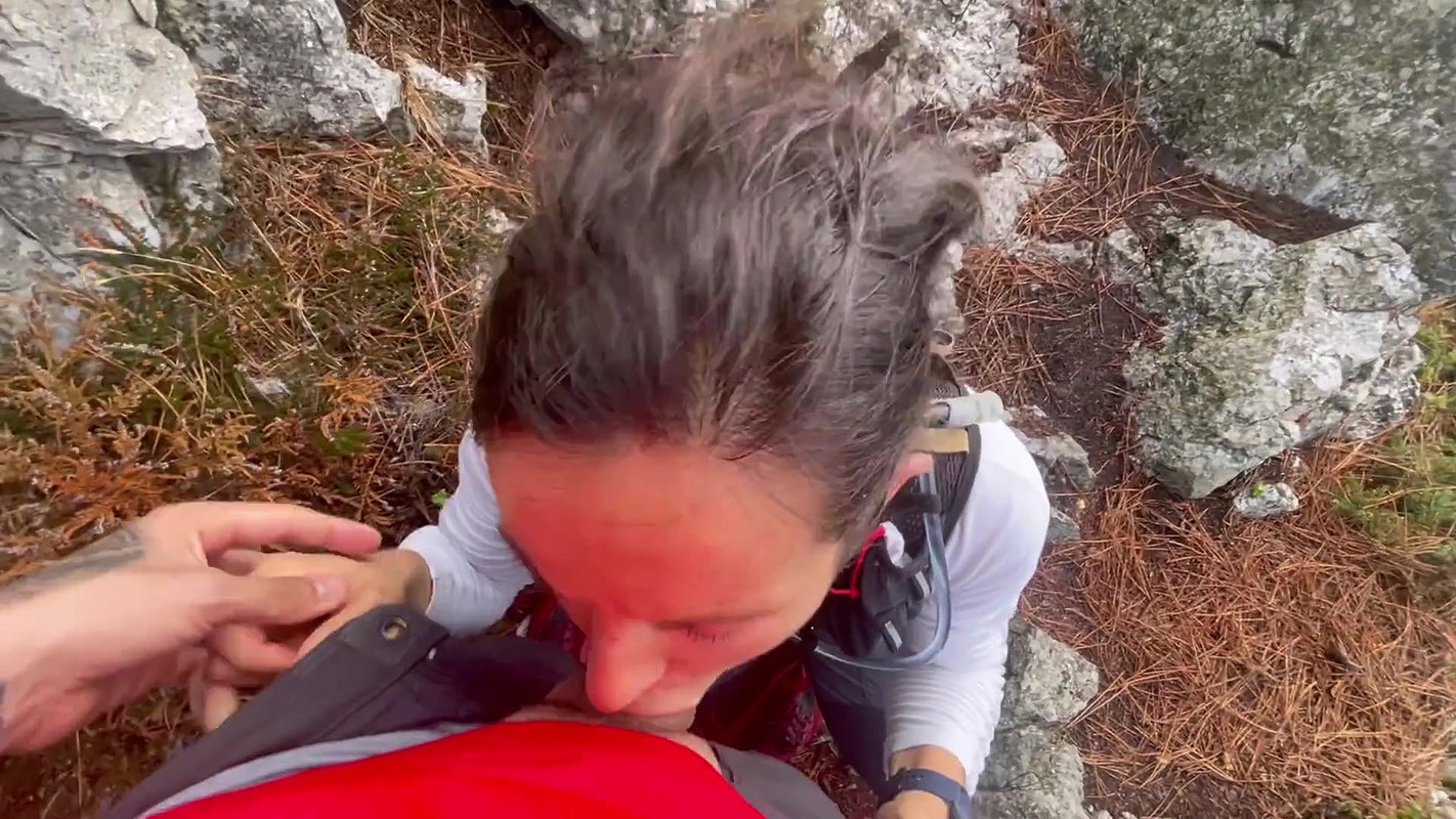 Suck stranger cock in forest and swallowed her cum p1080