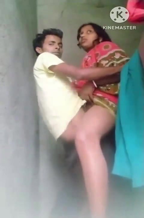 saree uthake bahbhi ki chudai