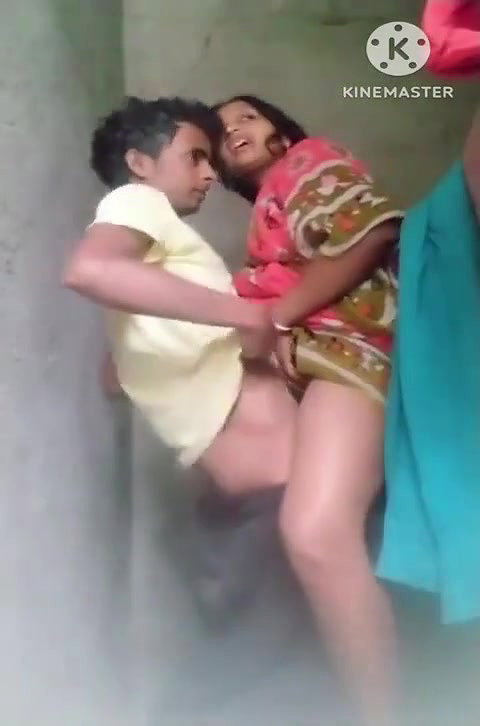 saree uthake bahbhi ki chudai