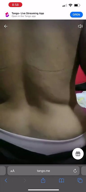 tango bhabhi Suriyaprabah boob dikhayi
