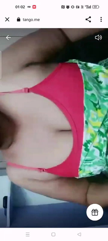 tango girl Thanya boob dikhayi