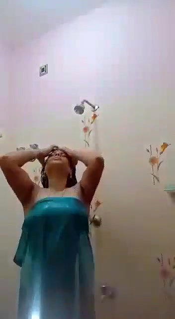 malluhot aunty naked bath special video