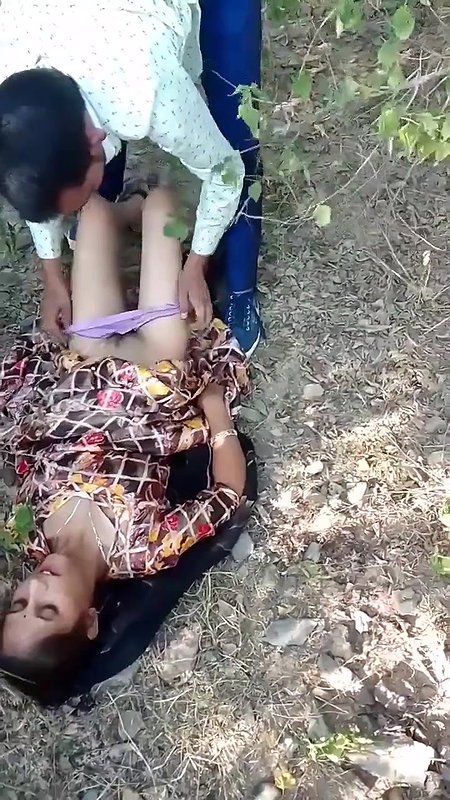 cute desi randi panty removed fucked outdoors